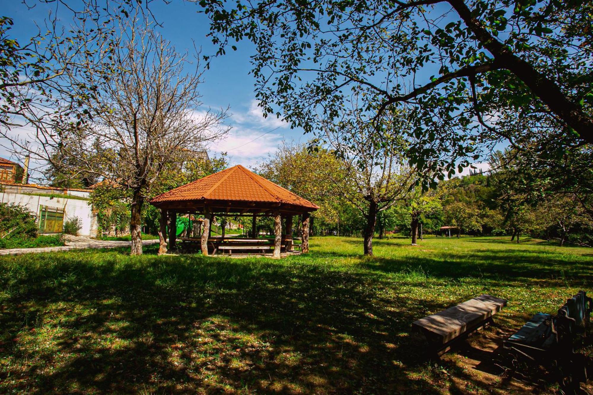 Ethno Sazano Hotel מראה חיצוני תמונה